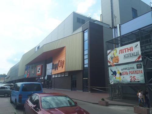 Udvendig, Трикімнатні апартаменти біля Порт Сіті in Lutsk