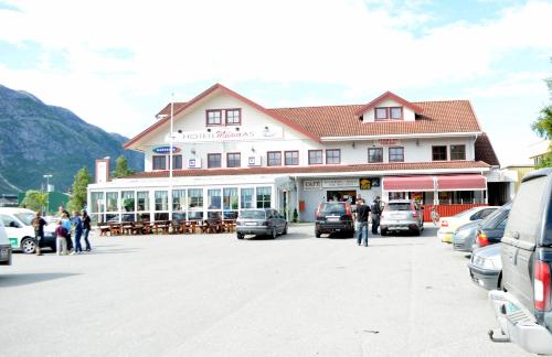 B&B Mosjøen - HOTELLMILANO AS - Bed and Breakfast Mosjøen