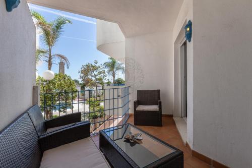 El Faro Beach Apartment IV Estepona 