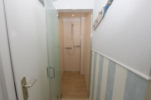 kopalnica, Hotel-Pension Achtern Diek in Busum