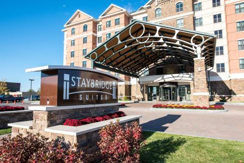 Staybridge Suites Albany Wolf Rd-Colonie Center, an IHG hotel - Hotel - Albany
