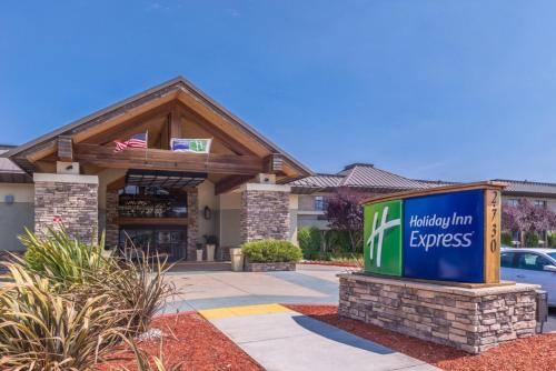 Holiday Inn Express Walnut Creek, an IHG Hotel