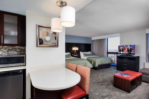 Staybridge Suites Atlanta - Midtown, an IHG Hotel