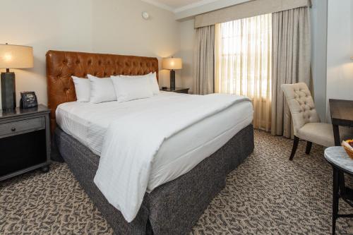 The Tidewater Inn Room Type - Room, 1 King Bed
