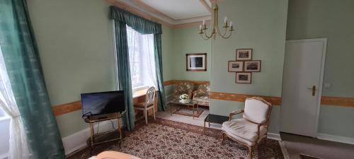 Hotel zum Schwan 6.1km von Derental entfernt