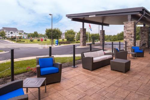 Holiday Inn Express & Suites Farmville