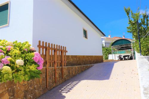 ทางเข้า, Casa Saloia Ericeira - close to the beach in บาเลยา