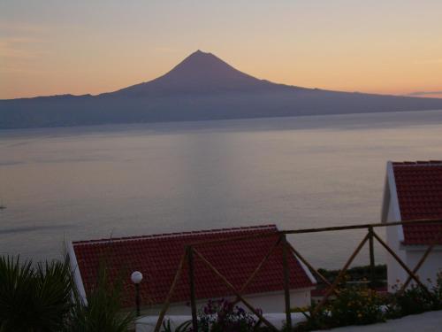  Aldeia da Encosta in Velas
