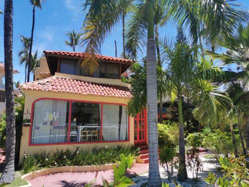 Deluxe Villa 6 GUESTS Garden View BAVARO BEACH WIFI BBQ - beach club access