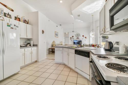 Four Bedroom Pool Home - 344 GL - VUSA - image 11