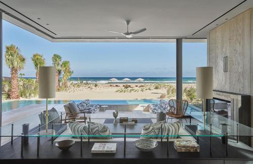 Skats, Four Seasons Resort Los Cabos at Costa Palmas in La Ribera