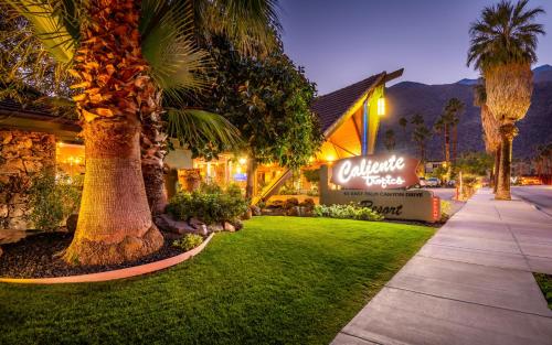 Lobby, Caliente Tropics Hotel in Palm Springs (CA)
