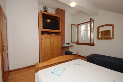 Apartments by the sea Zaklopatica Lastovo - 8346 - image 7