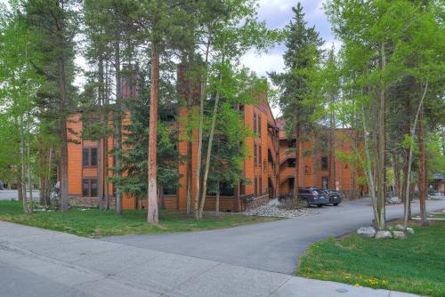Two-Bedroom Apartment image 10