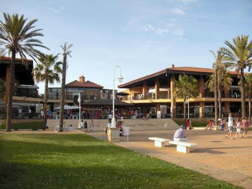 La Antilla-Islantilla:Vivienda Planta Alta - Vivienda para 8-9 personas a 400 m de la playa