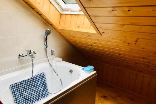 FlowMove Retreat Kamesznica FlowMove Retreat Kamesznica