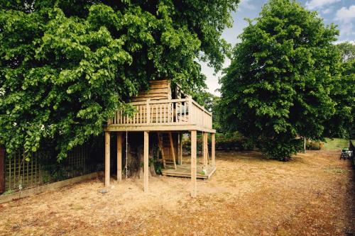 Castledillon Forest Lodge