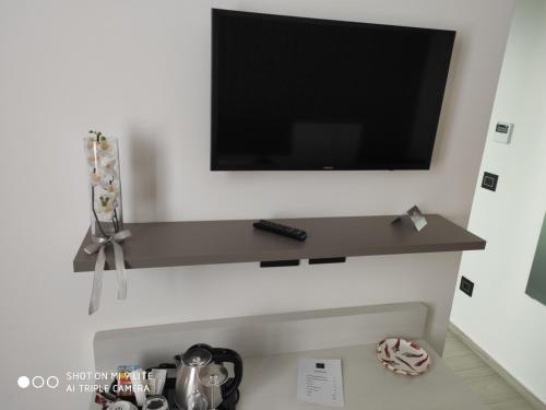 Thalya Luxury Rooms - image 9