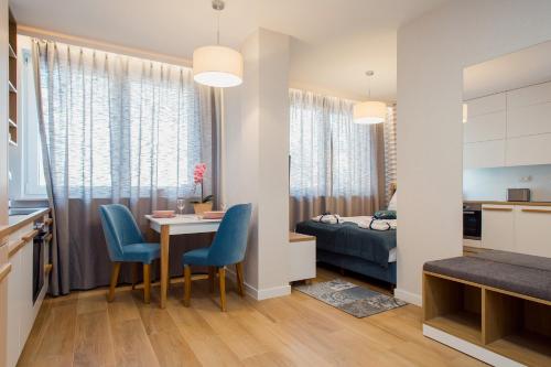 ShortStayPoland Aparthotel Room Type - Studio Apartment