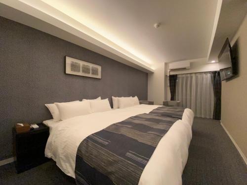 Deluxe Twin Room image 5