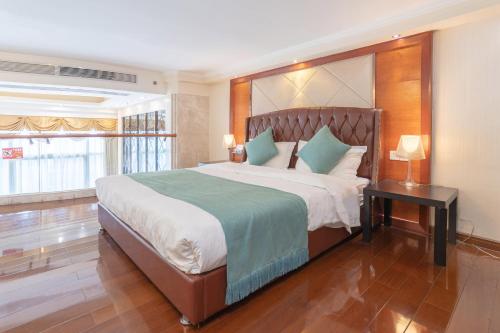 Louidon Mega Apartment Of Beijing Road