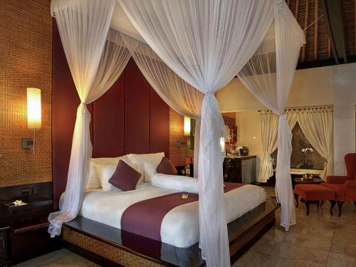 Hotel The Royal Beach Seminyak Bali - MGallery Collection