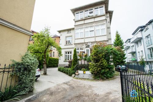 Attic Studio Apartment Sopot - image 7