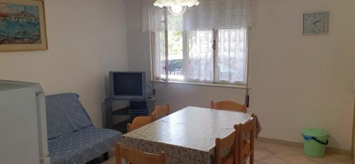 CECILLIA Mare Apartments - image 10