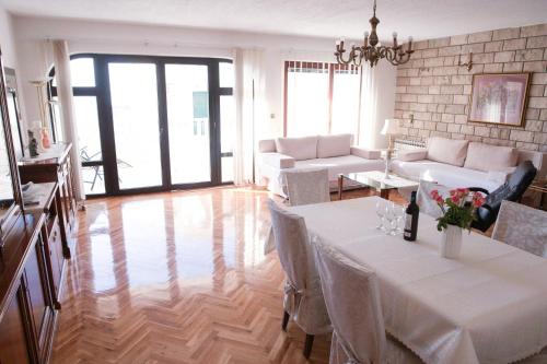 House Bilic - image 4