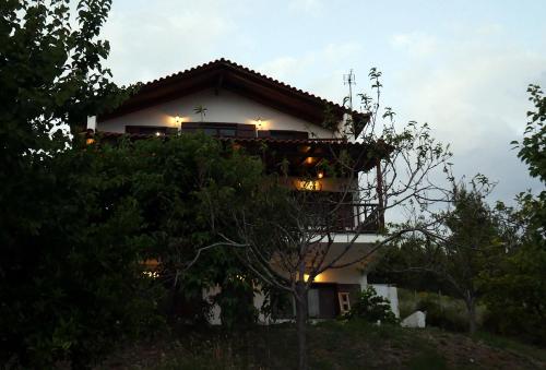 LUXURIUS VILA LICHADA gîte à louer Akhládhion