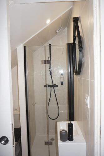 L'Essentiel, studio cosy, quartier Anatole France, CHU in Nord Saint-Martin