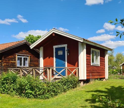 Cottage with Shared Bathroom