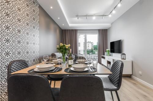 PREMIUM Apartments New Town Private Parking Included