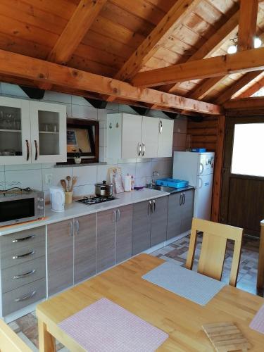 House Jezerka 3