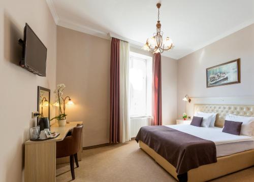 Belgrade City Hotel - image 11