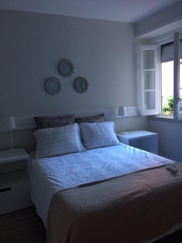 Romantic 1 Bedroom Apartment at Roma Avenue - 1C, Lisboa