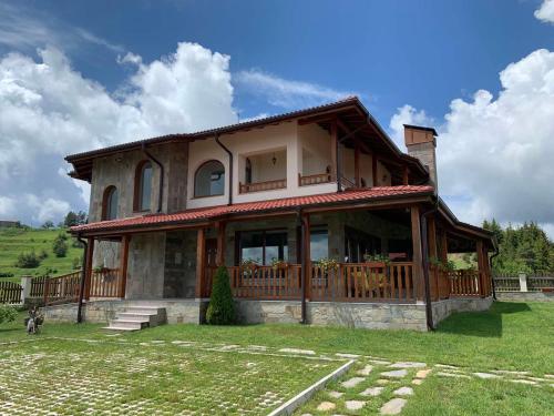 Вили Чала, Chala (fotografie 4)