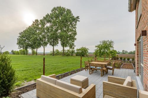 A környék, Bed en Vrijheid in Peer