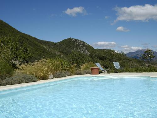 Le Serre Des Granges-Plus gîte à louer Châteauneuf-de-Bordette