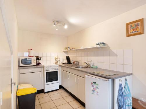 Graceful Holiday Home in Le Faouët with Swimming Pool gîte à louer Pont-Melvez