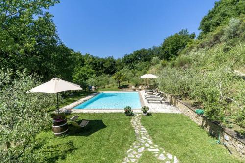 One bedroom appartement with shared pool furnished terrace and wifi at Montepulciano