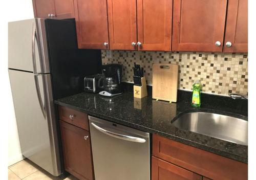 Upper East Side Yorkville NY 30 day Rentals - image 8