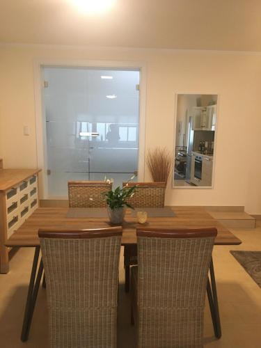 Fewo31, exklusive Apartments, 2 Minuten vom Strand und Alten Strom, Warnemünde (zdjęcie 8)