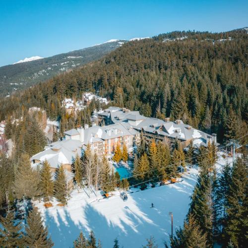 Coast Blackcomb Suites at Whistler