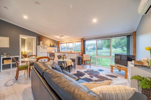 Platypus Waters B&B - Togari