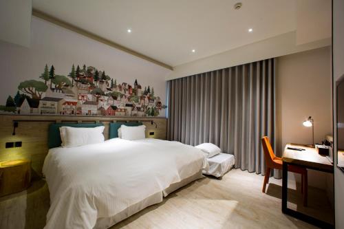 1 double bed, 1 twin bed