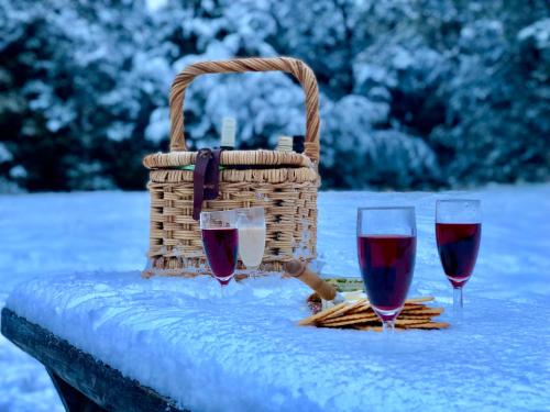 Hot Tub, Snow, Epic Views - ML73485 in Mauntliforda