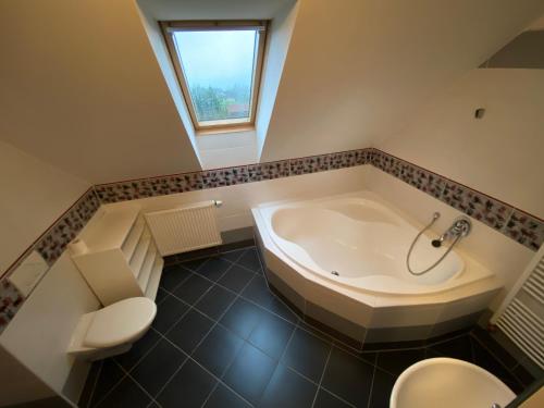 Fürdőszoba, Chalupa u Bártů (Chalupa u Bartu) in Trojanovice