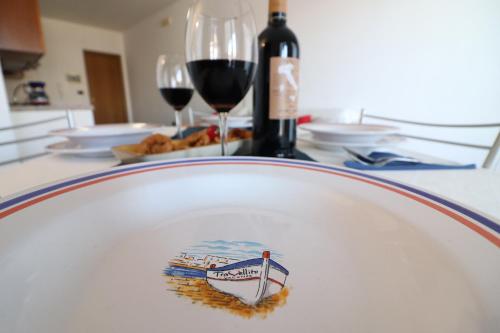 Holiday House vanessa In The Otranto City Center Salento Ideal For 5 People - image 11