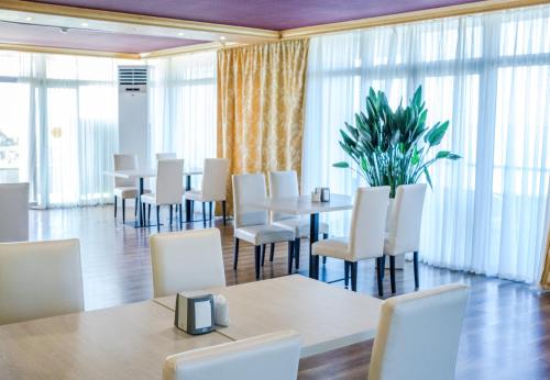 ゼムチュツィナ ホテル コンプレックス